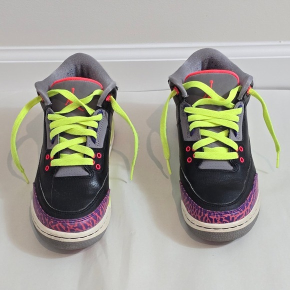 Jordan Other - Nike Girls Air Jordan 3 Retro MidTop Black Joker 441140-039 Youth Sz 5.5 Yrs